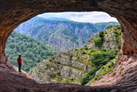غار ۲۰۰هزار ساله رودبار در حال تبدیل به رستوران!