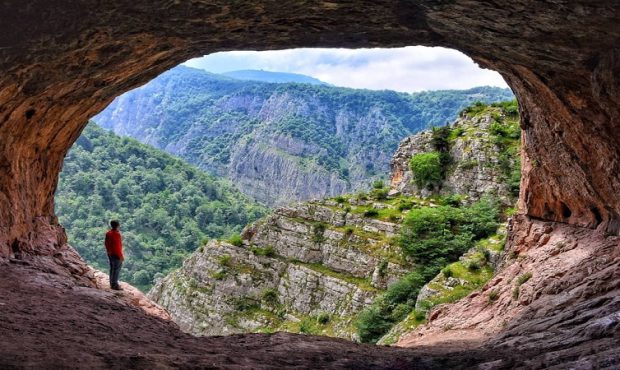 غار ۲۰۰هزار ساله رودبار در حال تبدیل به رستوران!