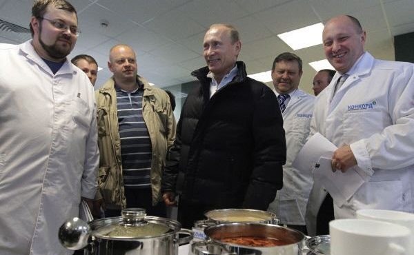 سرآشپز پوتین برای هدیه نمک اوکراین دندان تیز کرده است!