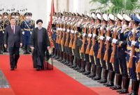 انتقاد روزنامه «جمهوری اسلامی» از سفر رئیسی به چین: پکن «وعده سر خرمن» داد/ فردای پایان سفر، دلار به ۴۶ هزار تومان رسید