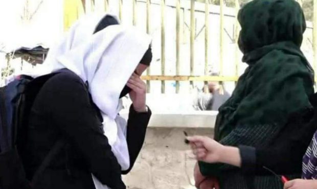 ستیز طالبان با آموزش در افغانستان؛ «از تداوم ممنوعیت آموزش زنان تا مسدود کردن مراکز آموزشی در جنوب»