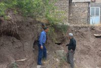کشف چند گور باستانی در هنگام خاکبرداری در رودبار+ جزئیات