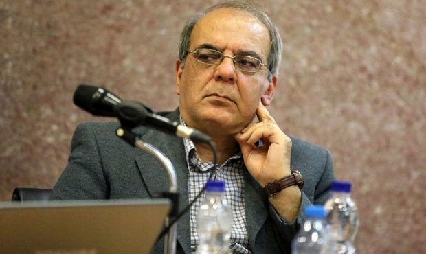 حمله کیهان به عباس عبدی و سعید لیلاز: در زمان دولت روحانی مُرده بودید که صدایی از شما بلند نشد؟