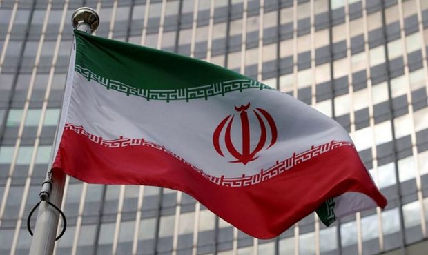 کیهان: حکومت‌داری ایران متمایز است؛ هم دنیا را دارد و هم دین