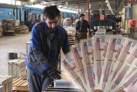 بازرس کانون عالی شوراهای اسلامی کار کشور: نمایندگان مجلس راه استثمار و استضعاف نیروی کار را مسدود کنند