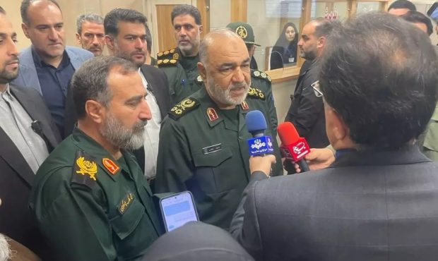 فرمانده کل سپاه : از ملت ایران درخواست می‌کنم انتخابات پیش‌رو را بسیار سرنوشت‌ساز بدانند